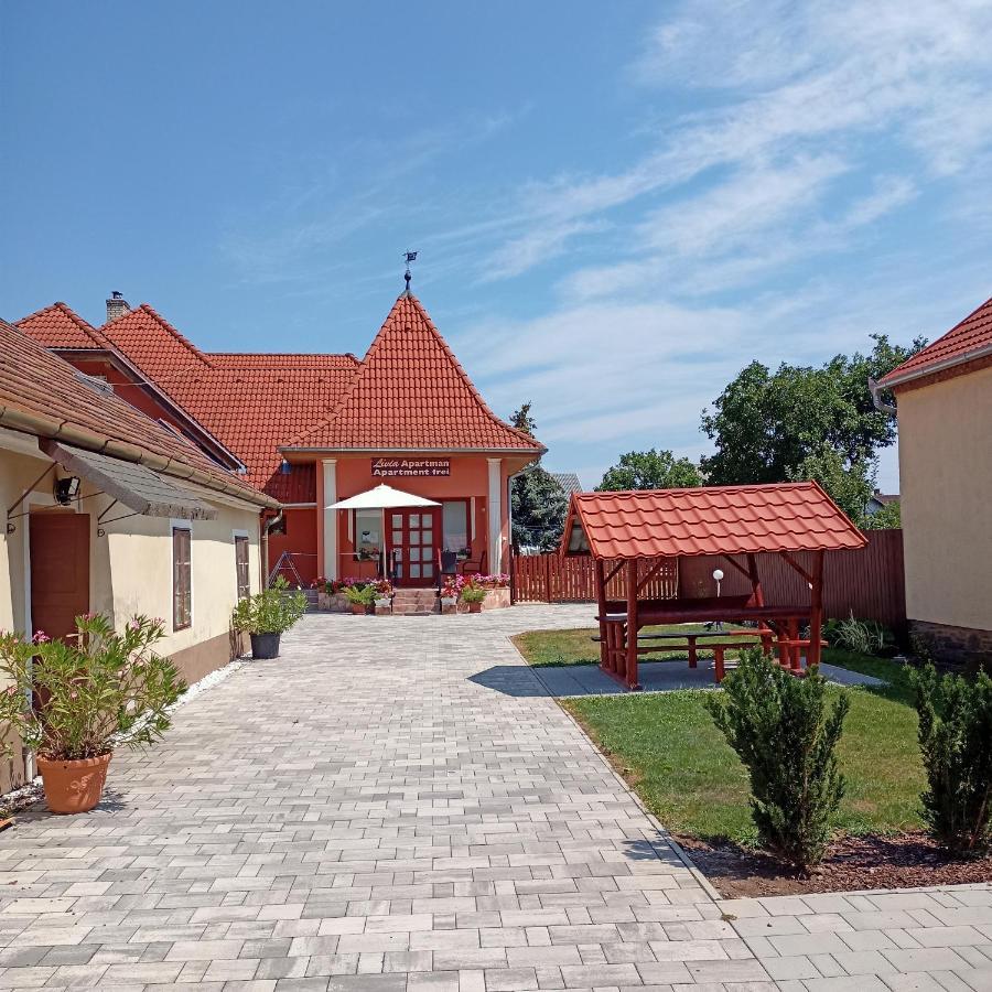 Livia Apartman Buk Ngoại thất bức ảnh